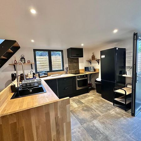 La Ptite Maison Proche Rouen La Vaupalière Exteriör bild
