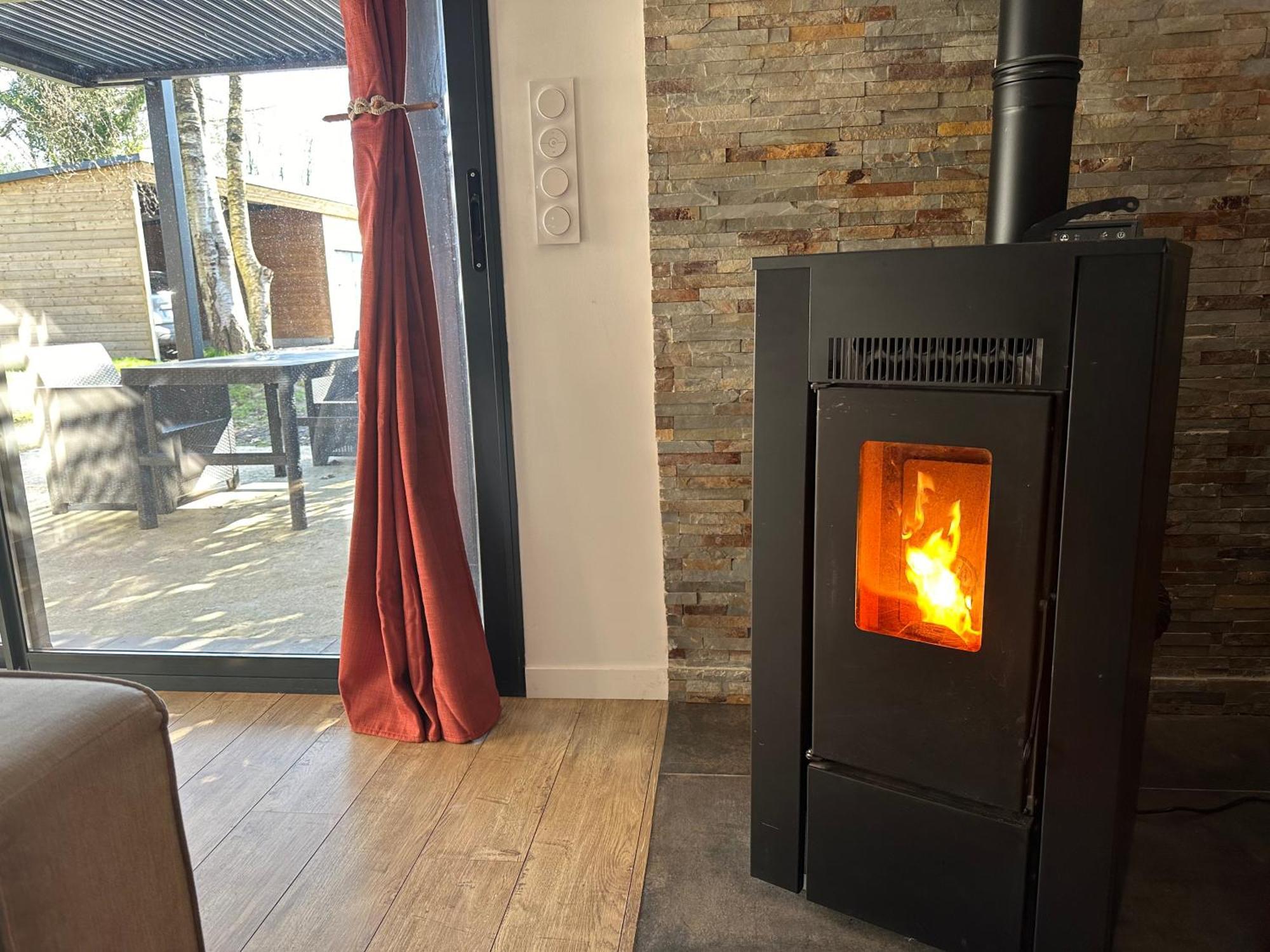 La Ptite Maison Proche Rouen La Vaupalière Exteriör bild