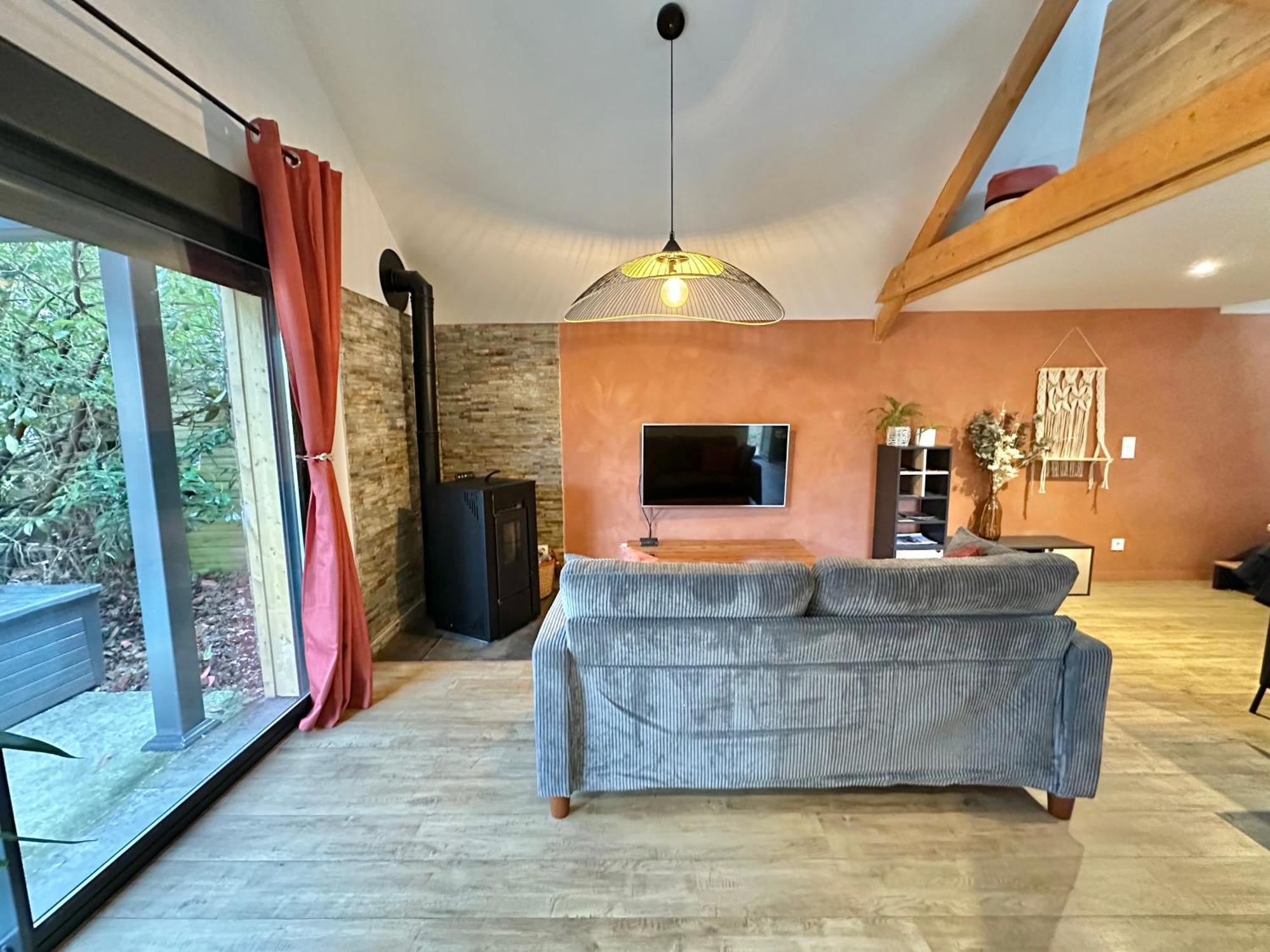 La Ptite Maison Proche Rouen La Vaupalière Exteriör bild